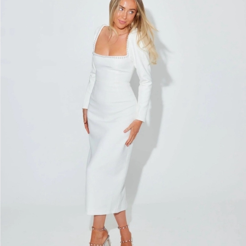 Elegant White Midi Dress